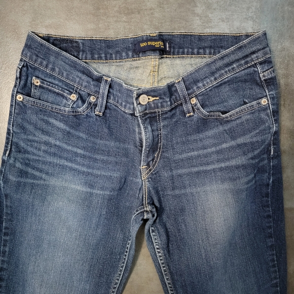 Levi's 524 Jeans Too Superlow Boot Cut Junior's Size 11 M - Picture 3 of 10